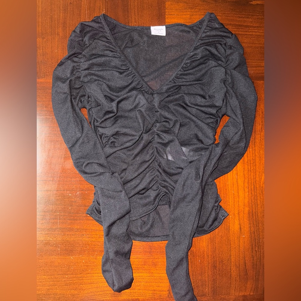 Abercrombie & Fitch Sheer Mesh Ruched Long Sleeve Top - XS